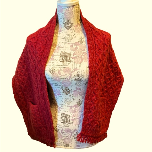 Authentic Aran Women's Irish Merino Wool Throw Over Wrap Sweater - Red - Picture 5 of 11